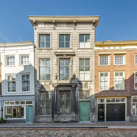 In De Prinsenstraat فندق مبيت وإفطار 3*