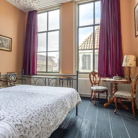 In De Prinsenstraat فندق مبيت وإفطار